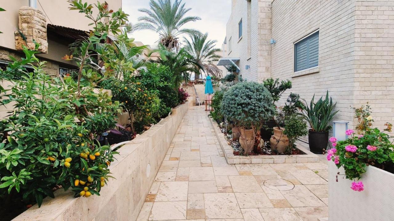 Primrose Boutique Apartment Ashdod Esterno foto