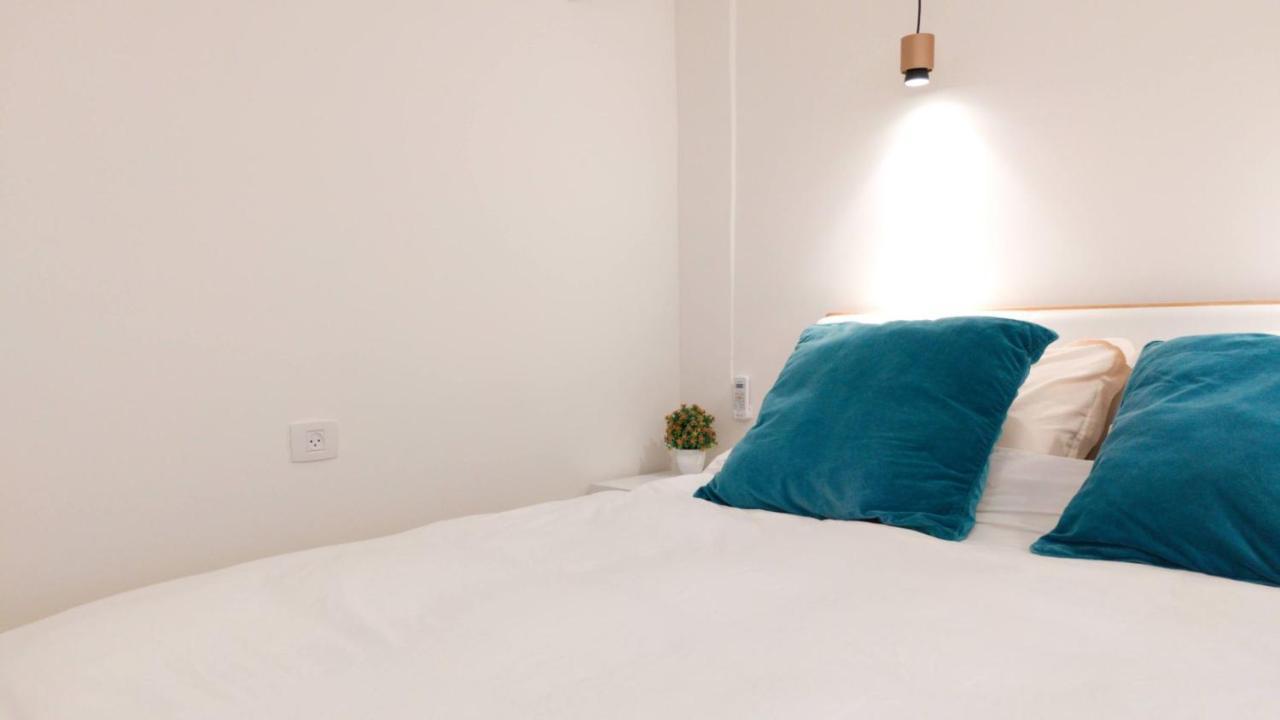 Primrose Boutique Apartment Ashdod Esterno foto