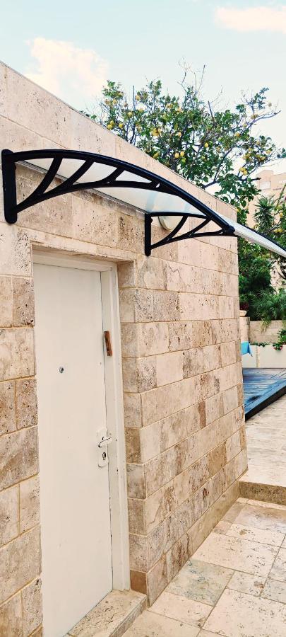 Primrose Boutique Apartment Ashdod Esterno foto